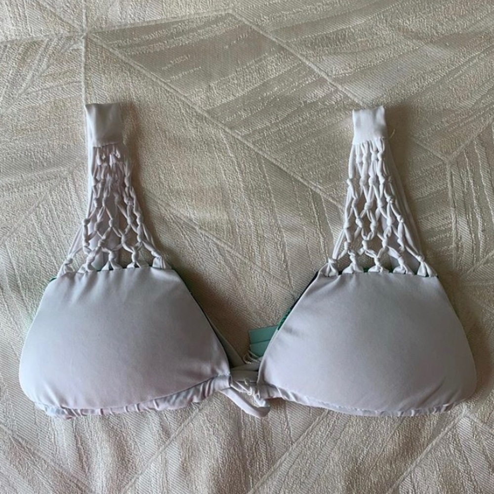San Lorenzo bikini top 🌿